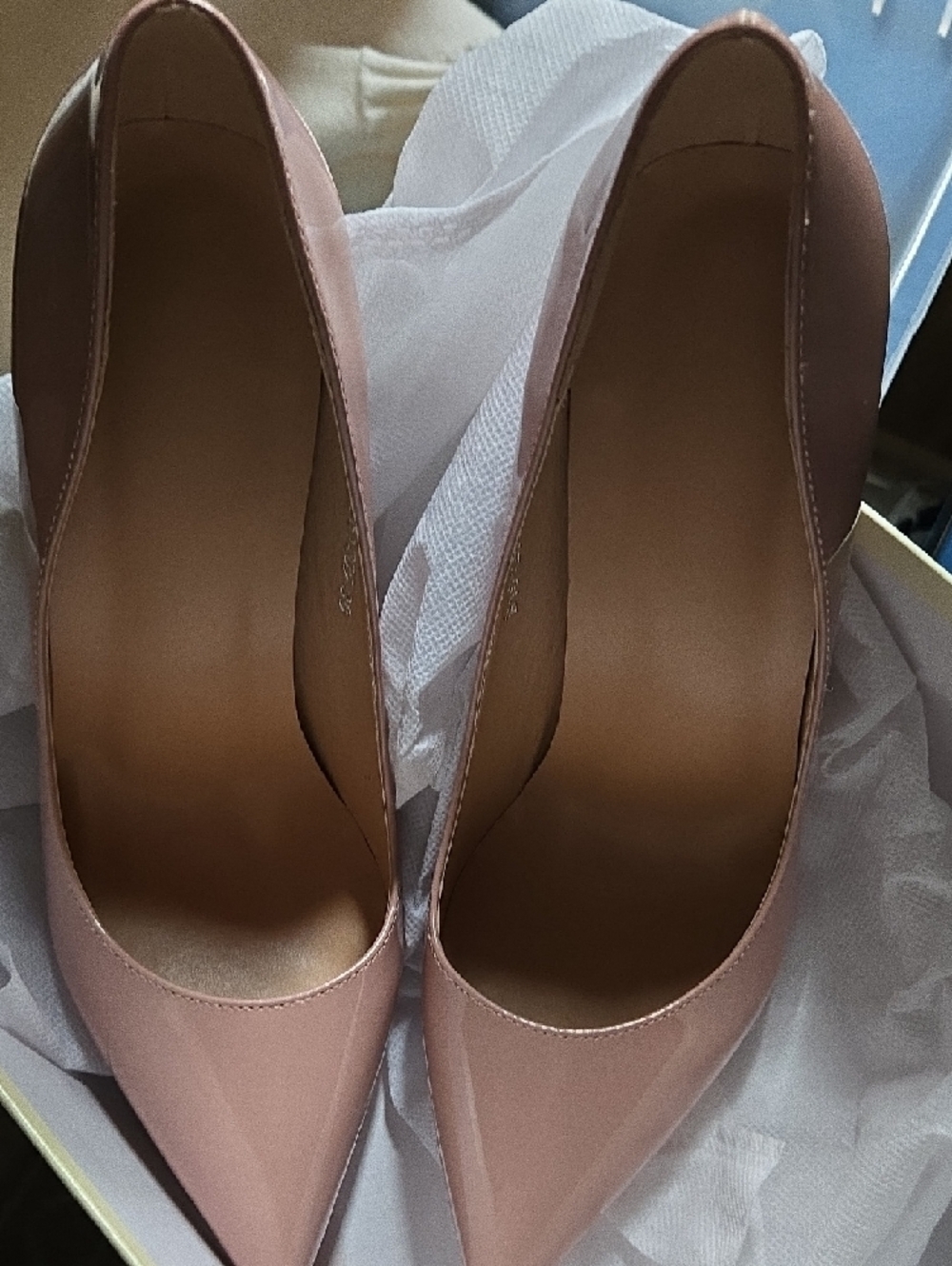 Women’s Pink Satin Pointed-Toe Heels
